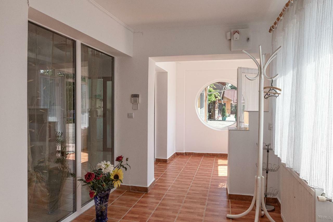 Casa Mihai Purcareni Luaran gambar